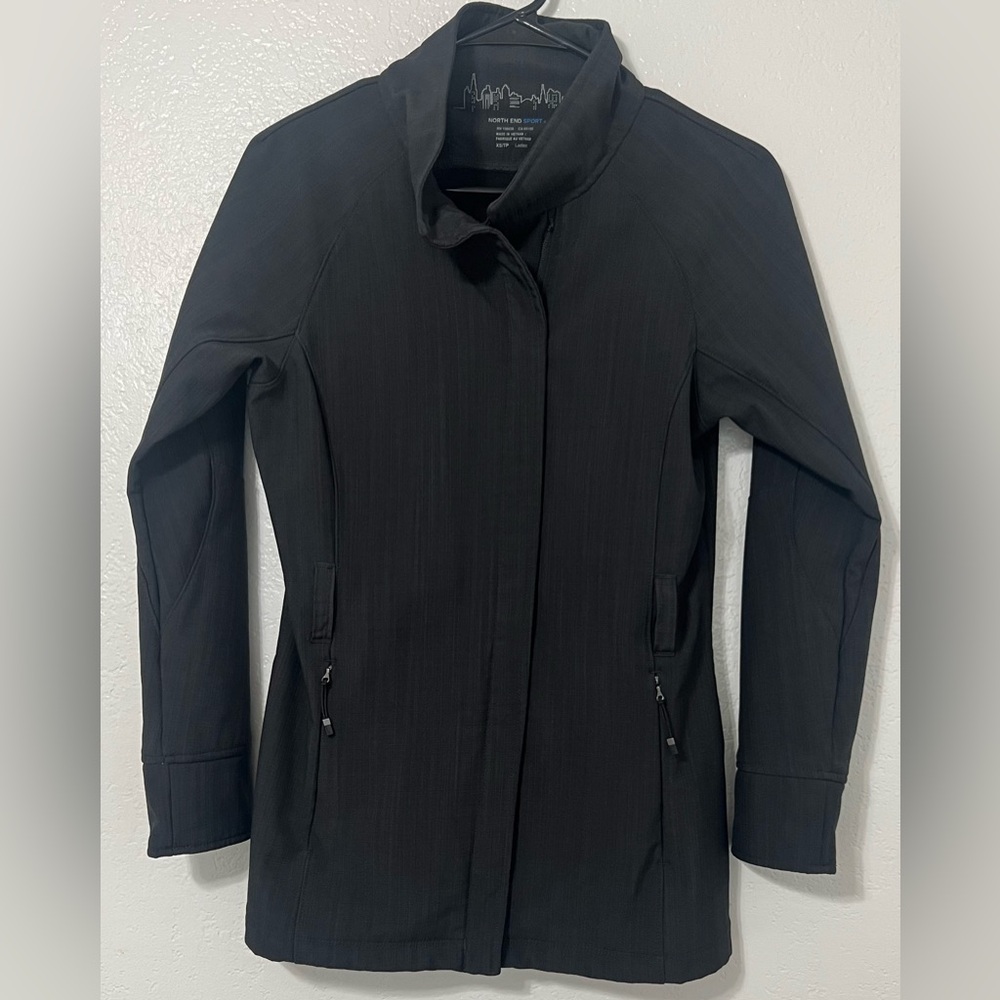 North End Sport Women’s Softshell Jacket – XS